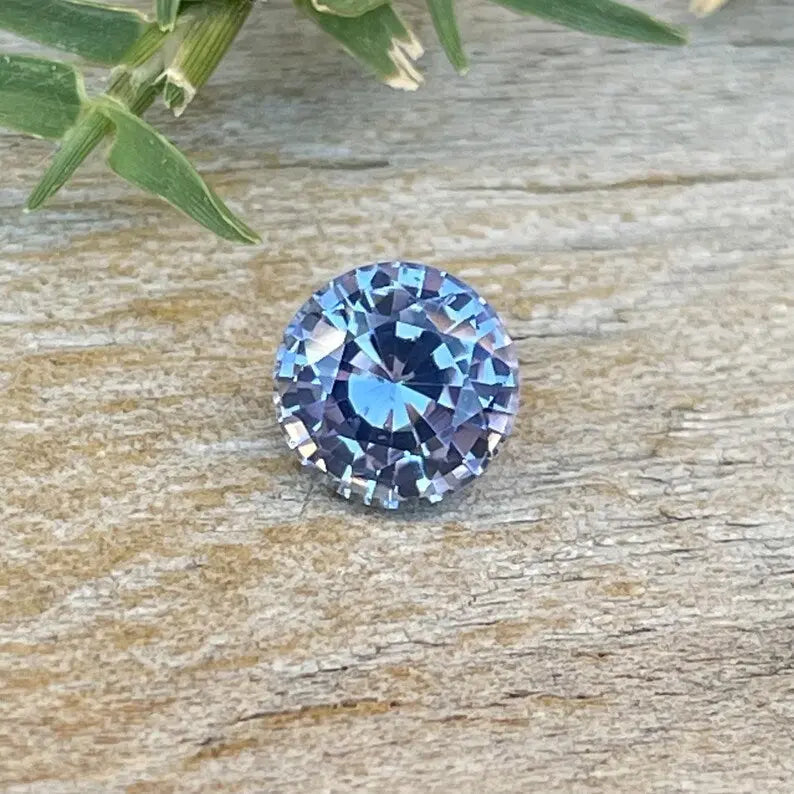 Natural Blue Sapphire gems-756e