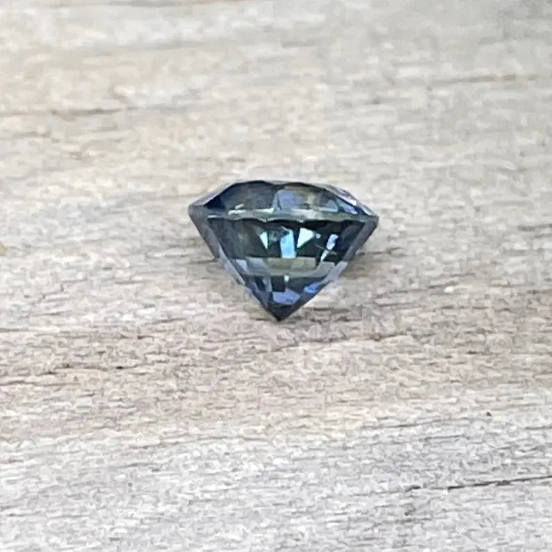 Natural Blue Yellow Sapphire gems-756e