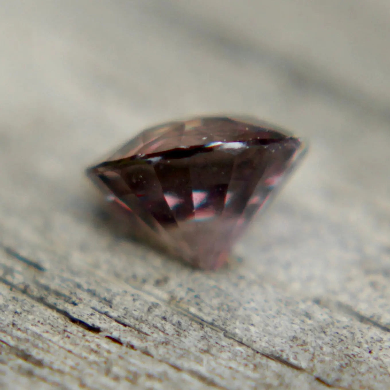 Natural Brownish Purple Sapphire gems-756e