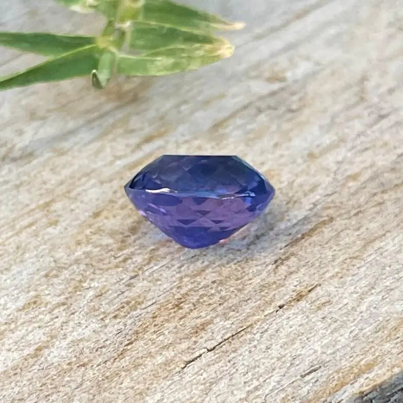 Natural Colour Change Sapphire gems-756e