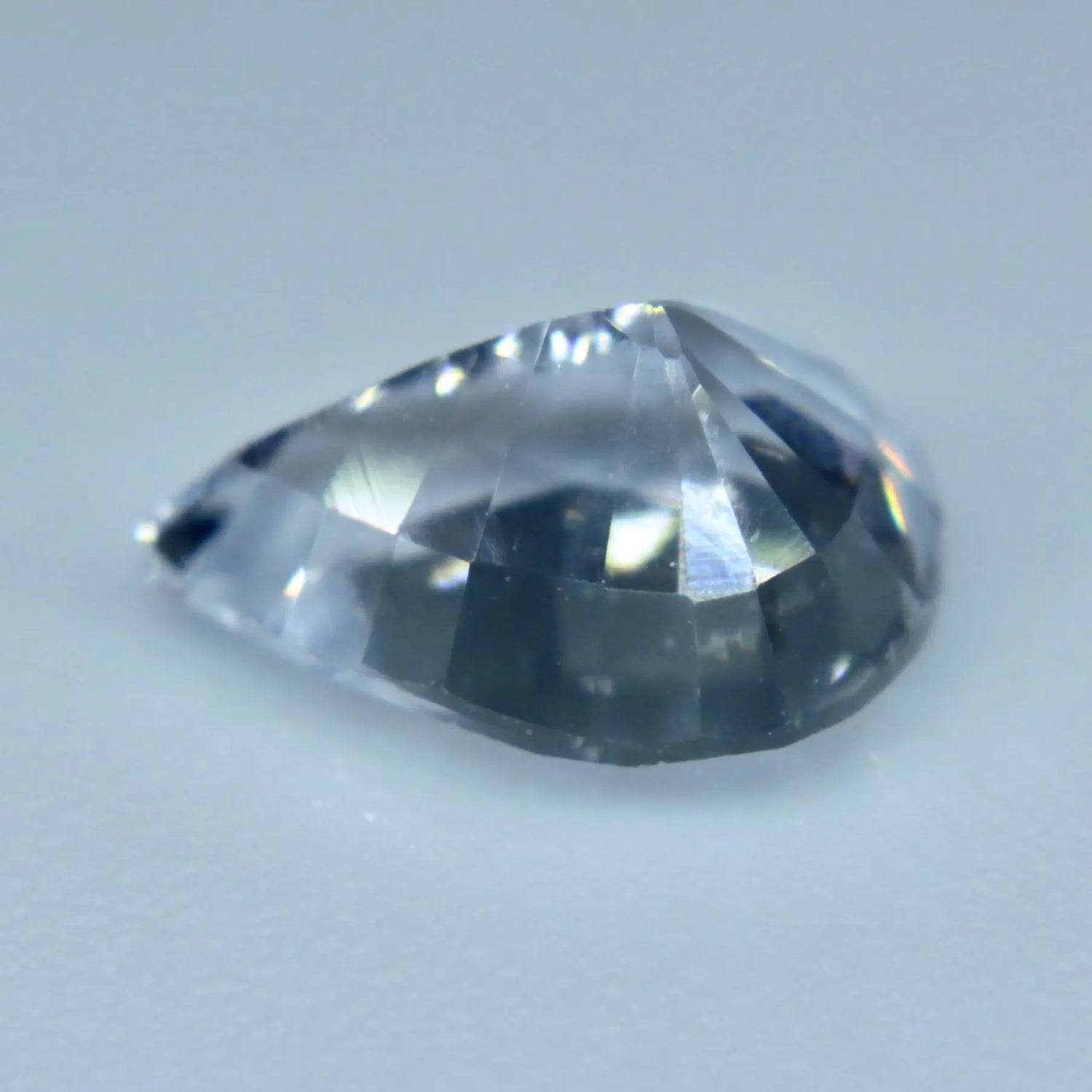 Natural Colourless Sapphire gems-756e