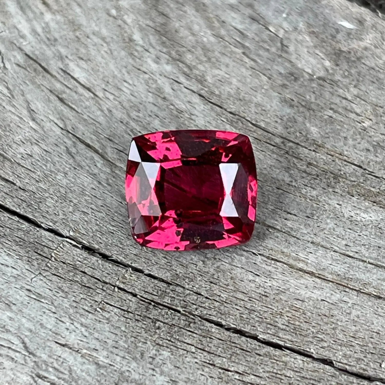 Natural Garnet gems-756e