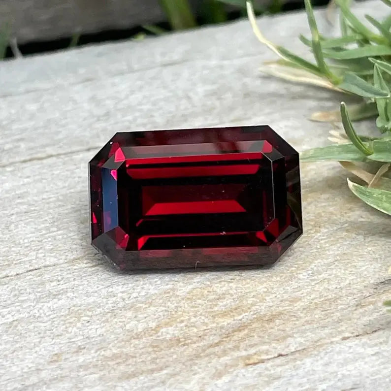 Natural Garnet gems-756e