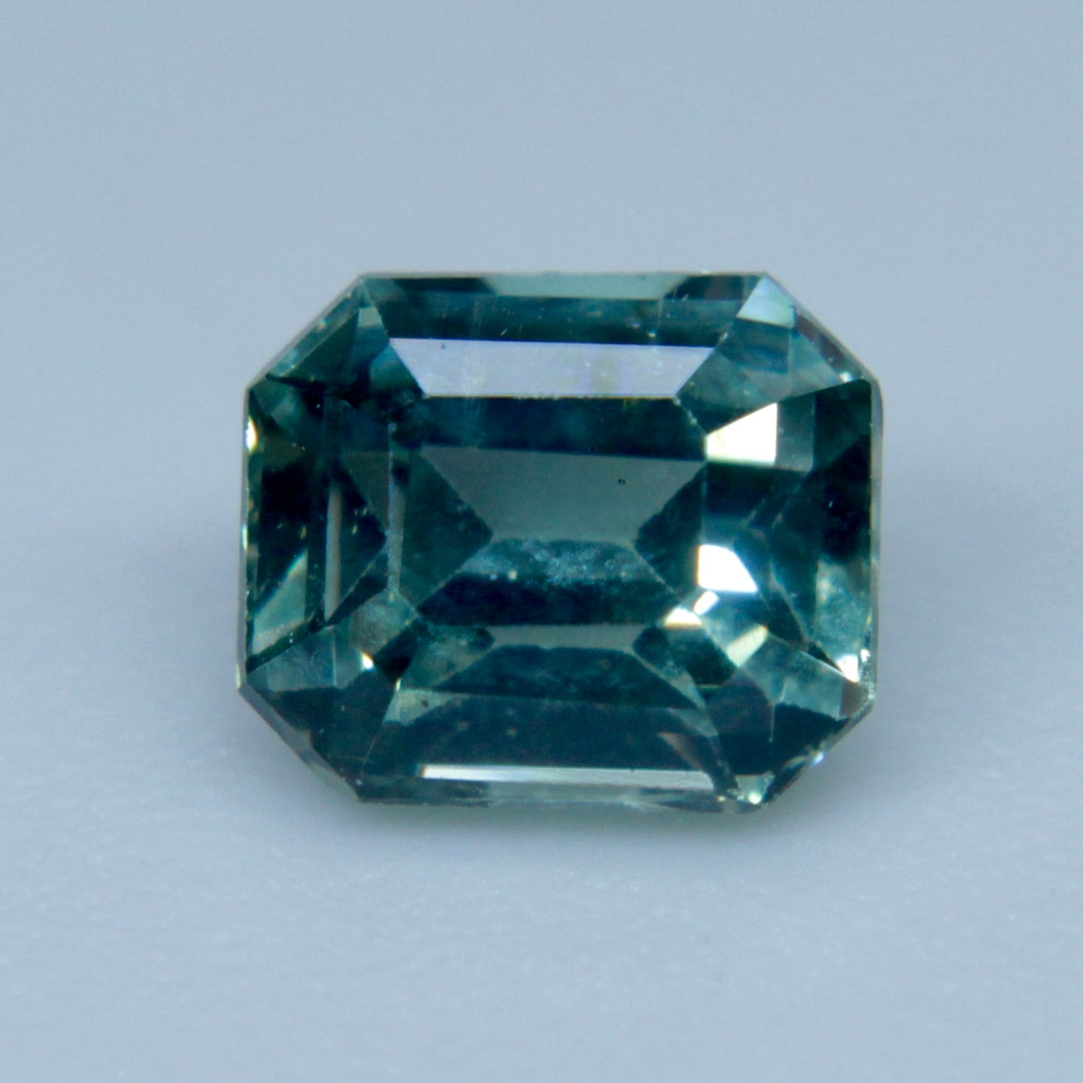 Natural Green Sapphire Sapphirepal