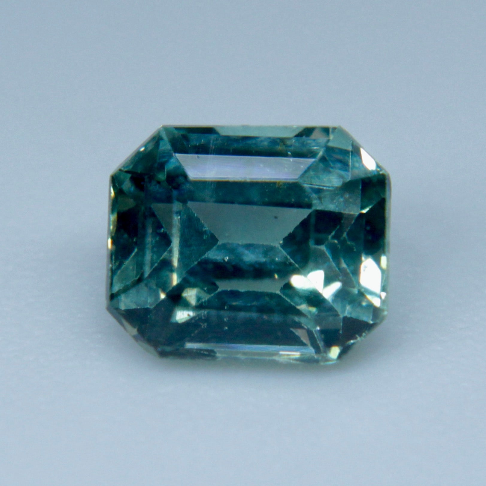 Natural Green Sapphire Sapphirepal