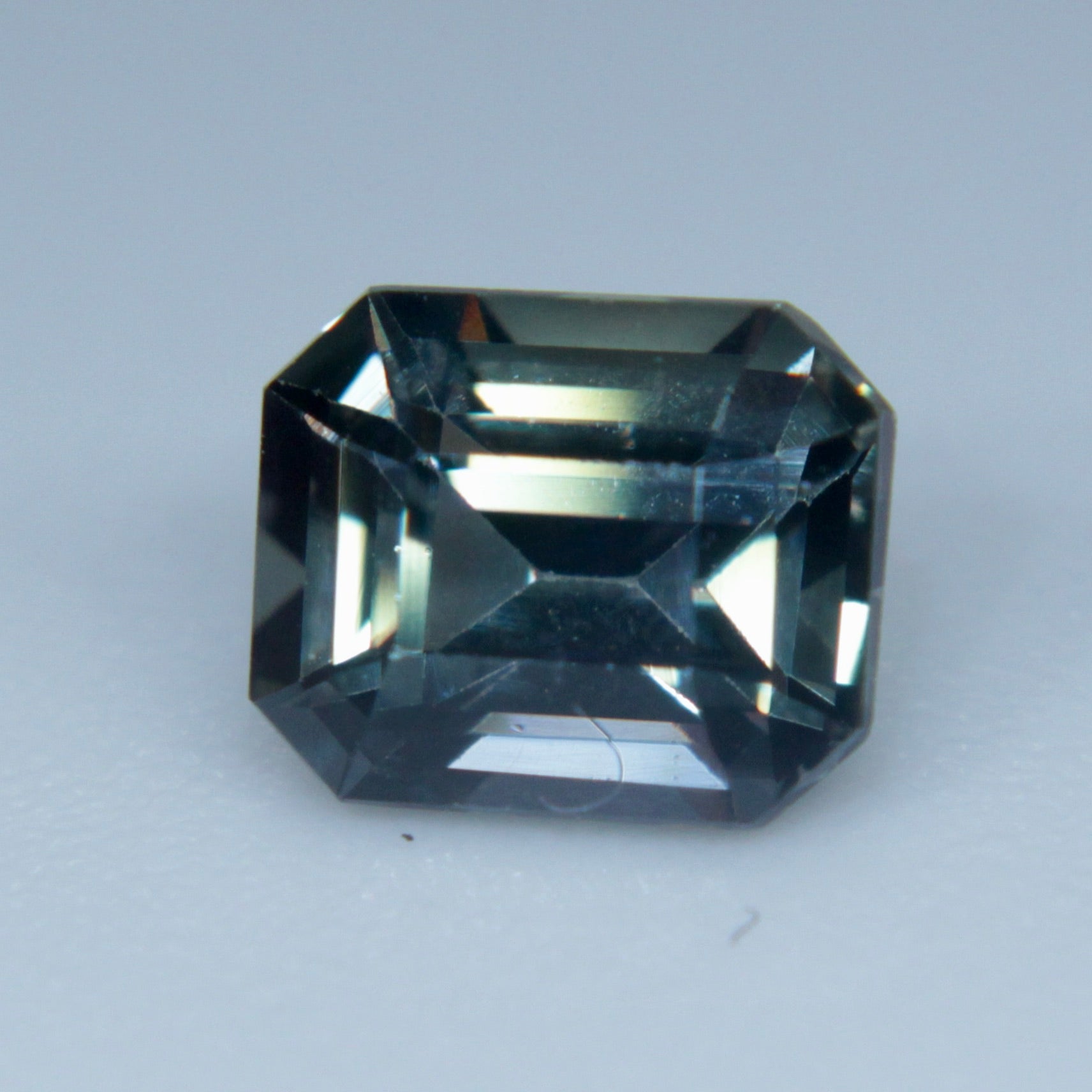 Natural Green Sapphire Sapphirepal