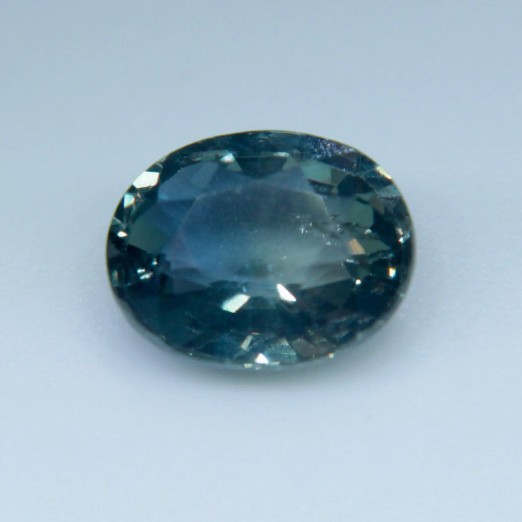 Natural Green Sapphire gems-756e