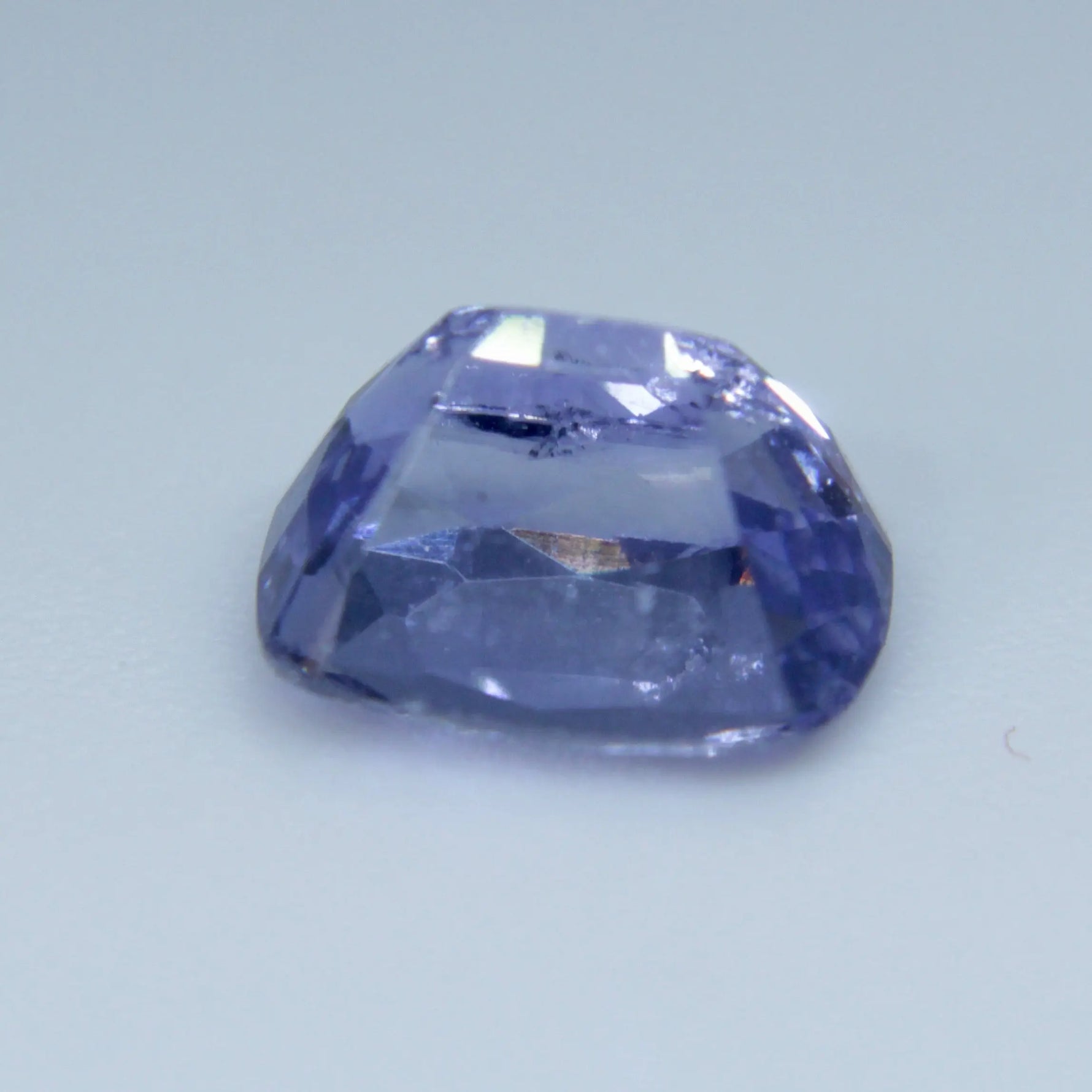 Natural Lavender Sapphire gems-756e