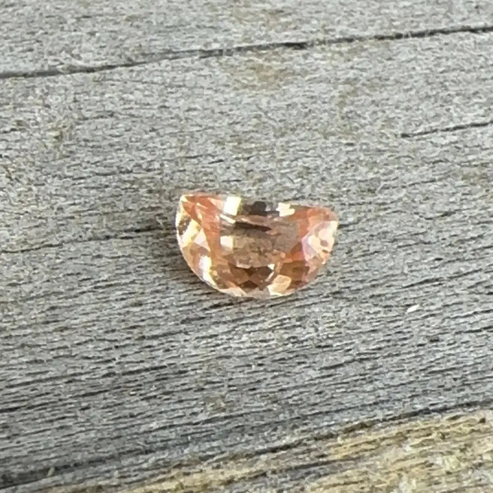 Natural Padparadscha Sapphire gems-756e