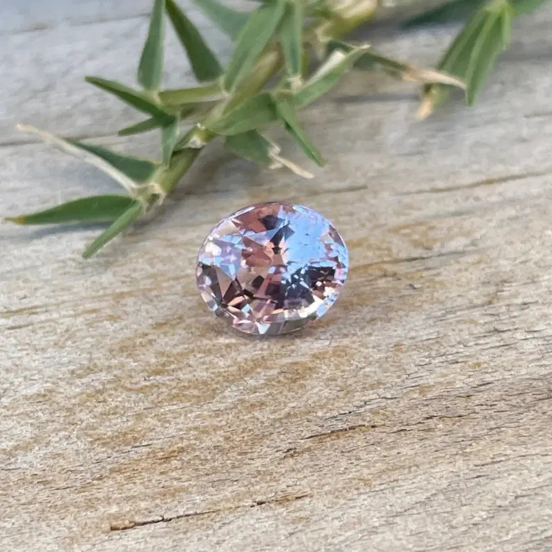 Natural Pale Pink Sapphire gems-756e