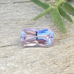 Natural Pale Pink Sapphire gems-756e