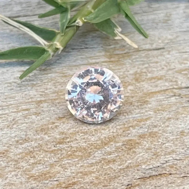 Natural Pale Pink Sapphire gems-756e