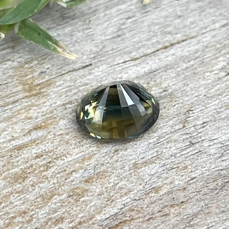 Natural Parti Coloured Unique Sapphire gems-756e