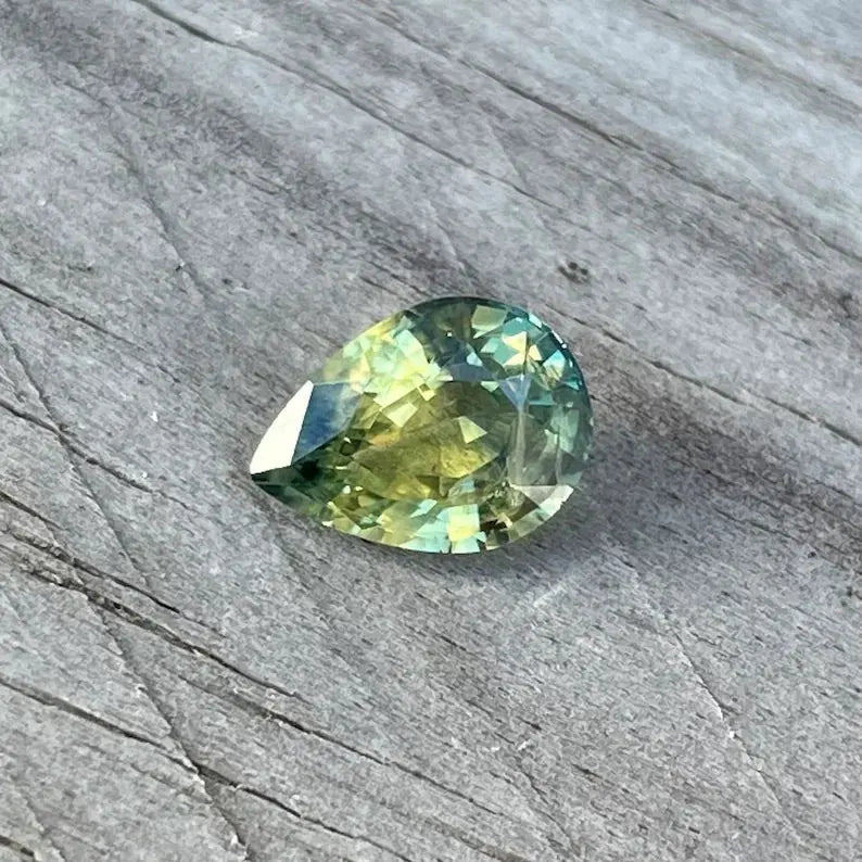 Natural Parti Sapphire gems-756e