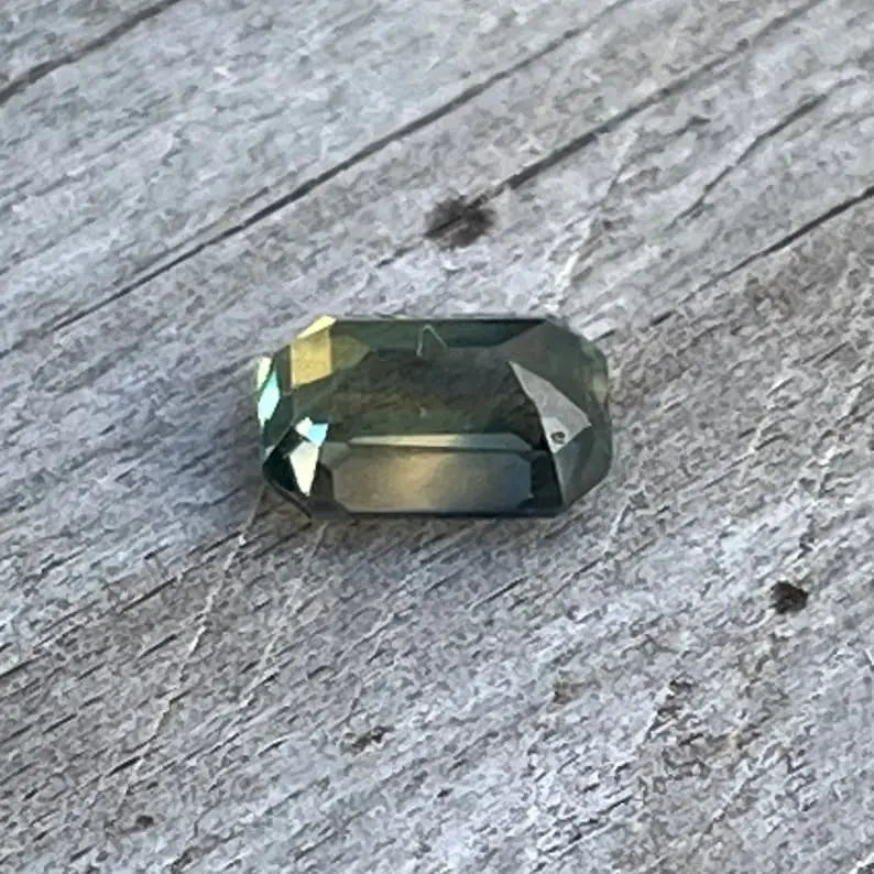 Natural Parti Sapphire gems-756e