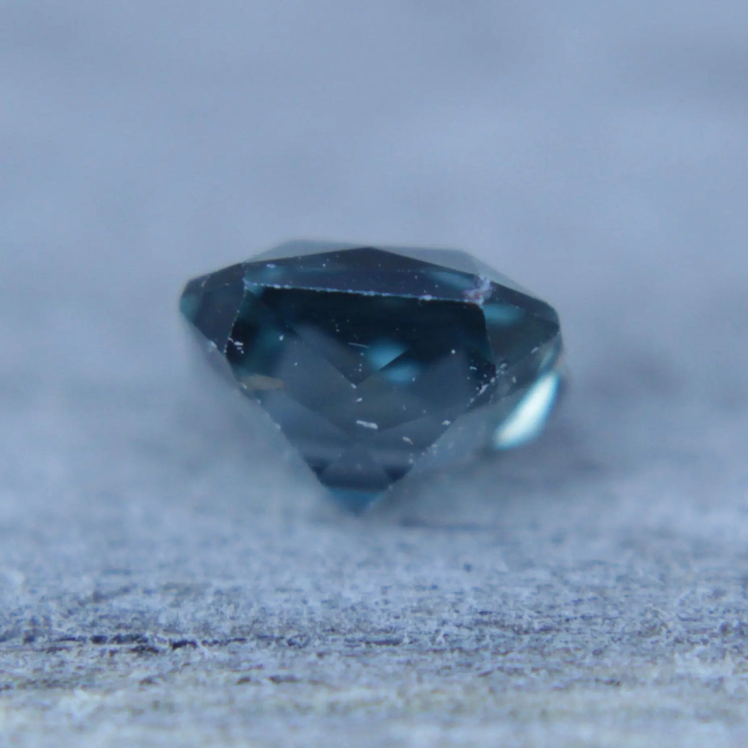 Natural Parti Sapphire gems-756e