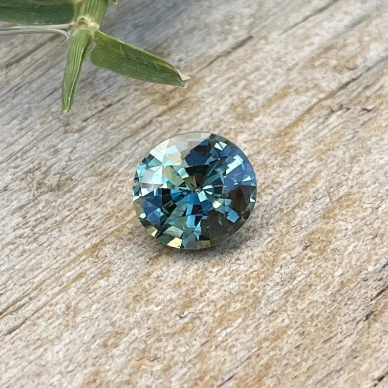 Natural Parti Sapphire gems-756e