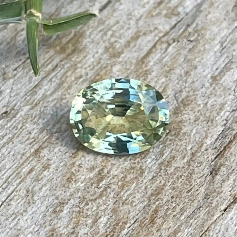 Natural Parti Sapphire gems-756e