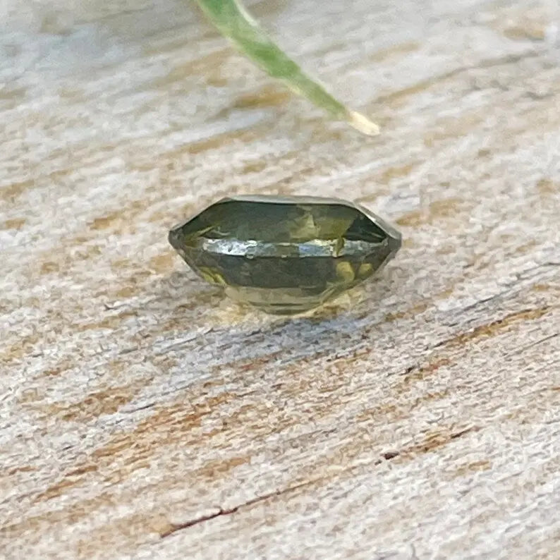 Natural Parti Sapphire gems-756e