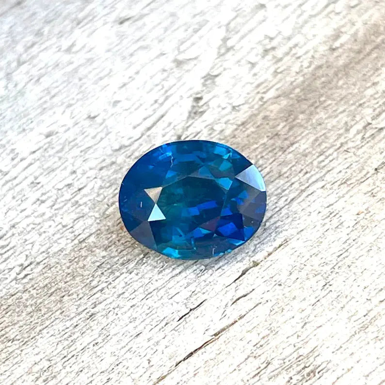 Natural Peacock Sapphire gems-756e