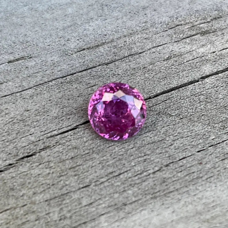 Natural Pink Sapphire gems-756e