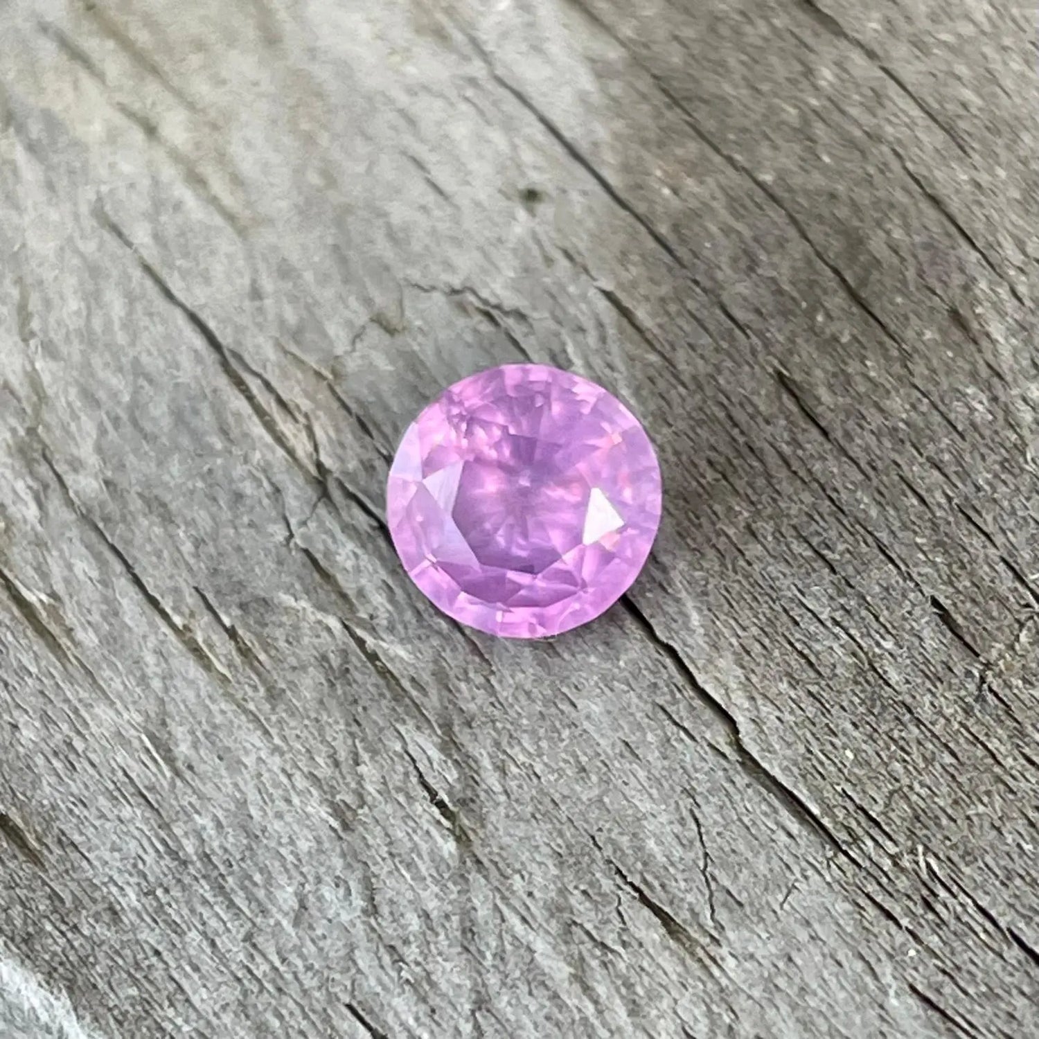 Natural Pink Sapphire gems-756e