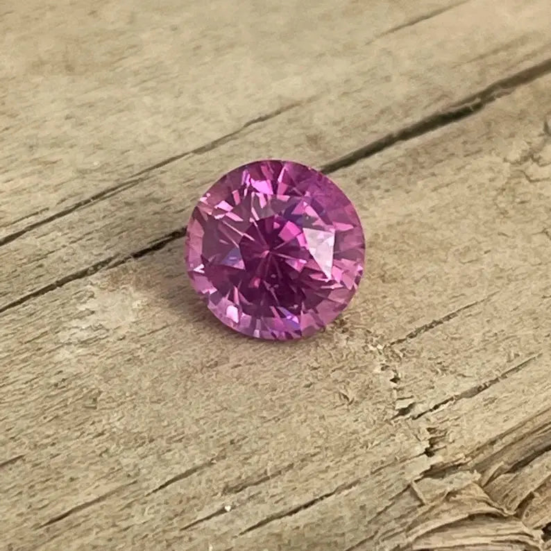 Natural Pink Sapphire gems-756e