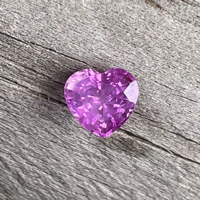 Natural Pink Sapphire gems-756e