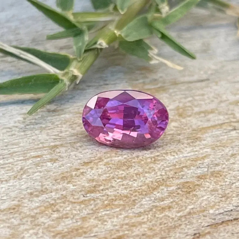 Natural Pink Sapphire gems-756e