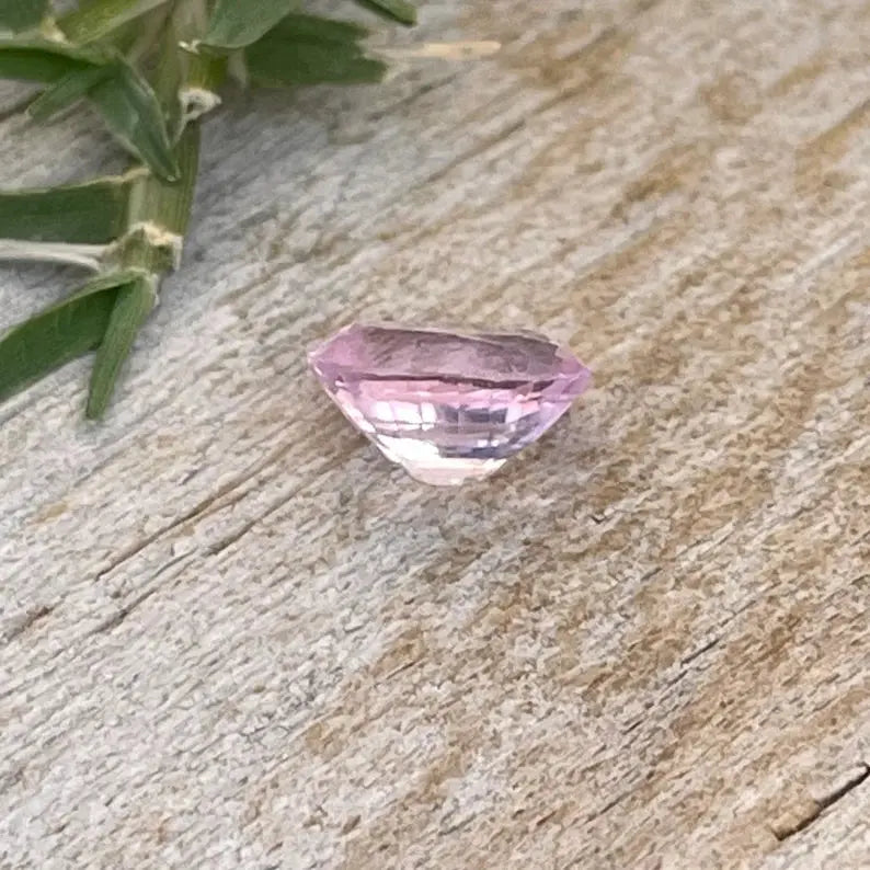 Natural Pink Sapphire gems-756e