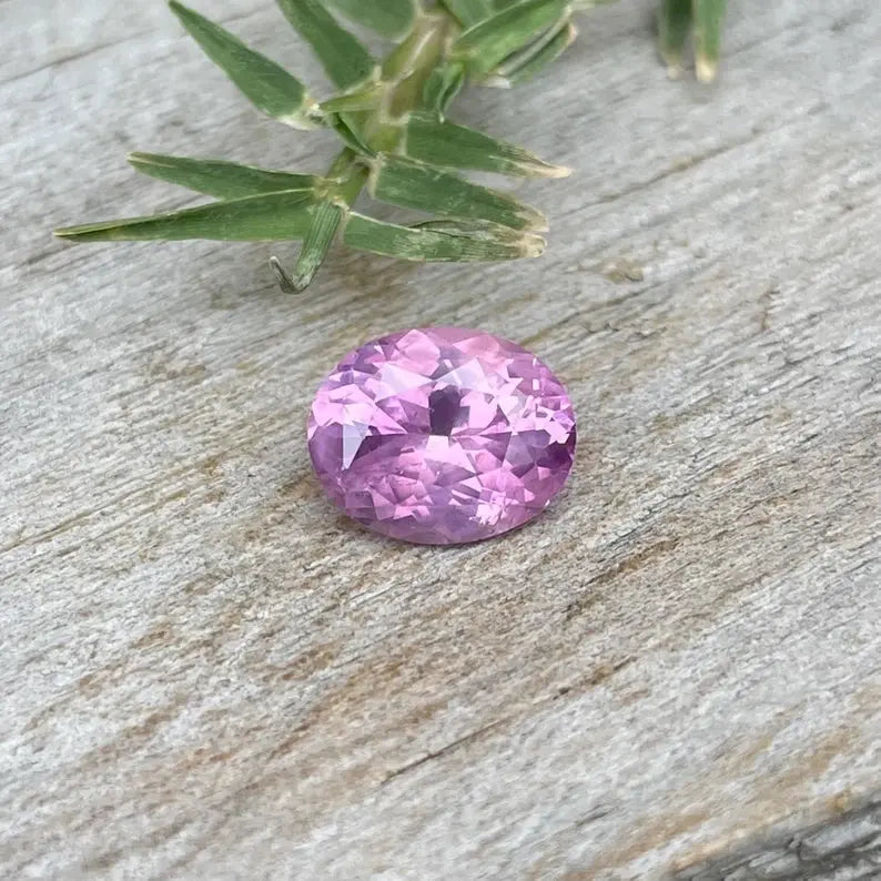 Natural Pink Sapphire gems-756e