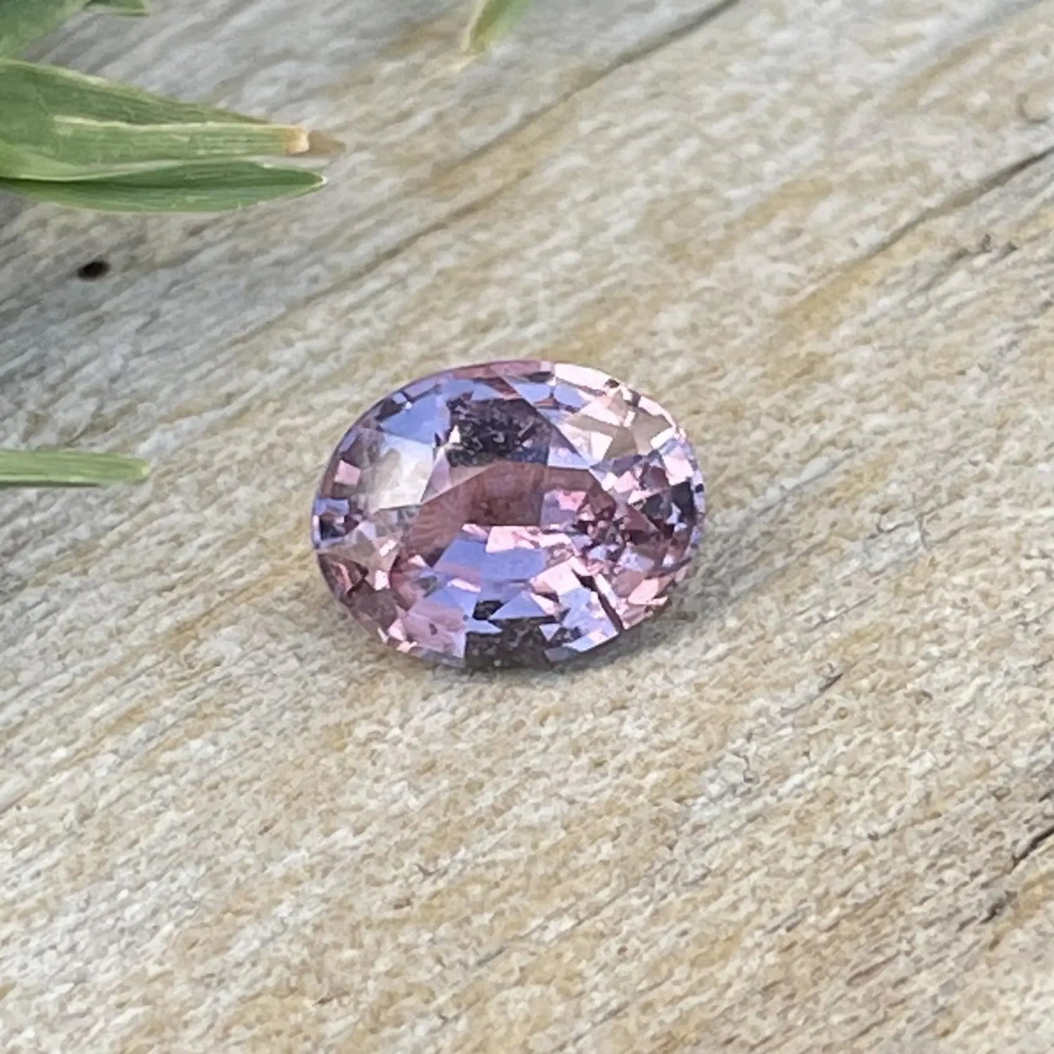 Natural Pink Sapphire gems-756e