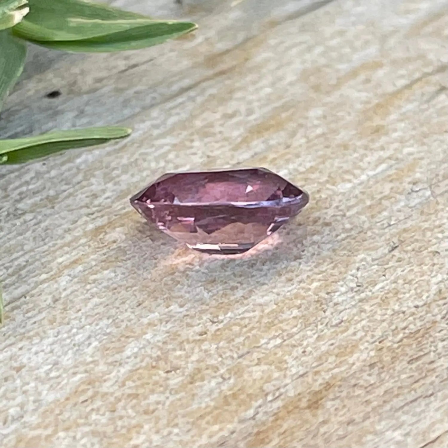 Natural Pink Sapphire gems-756e