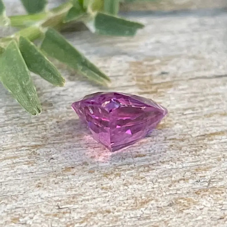 Natural Pink Sapphire gems-756e