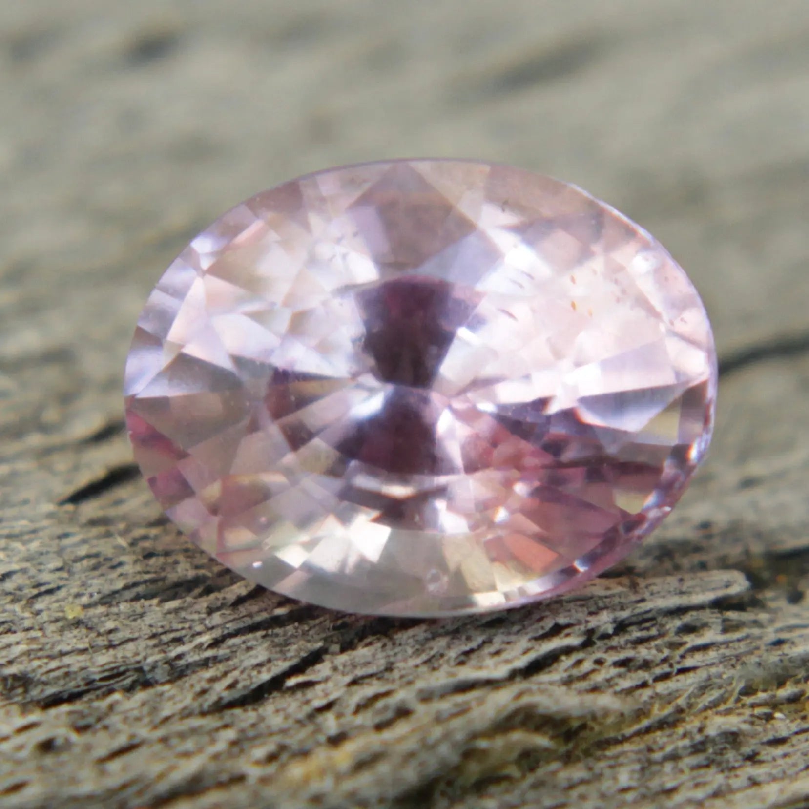 Natural Pink Sapphire gems-756e