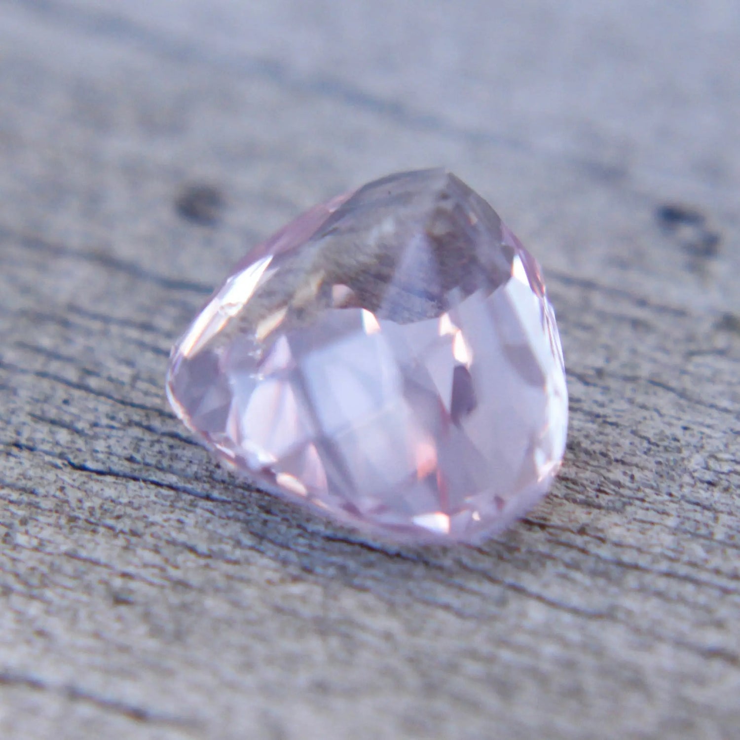 Natural Pink Sapphire gems-756e