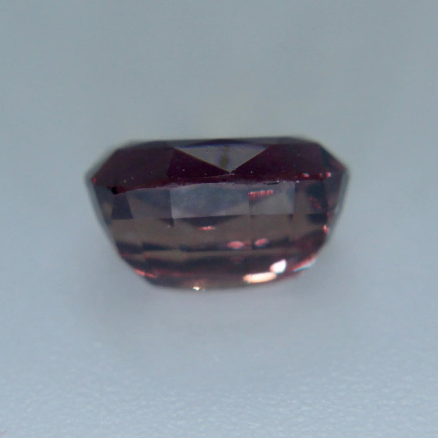 Natural Pinkish Brown Sapphire gems-756e