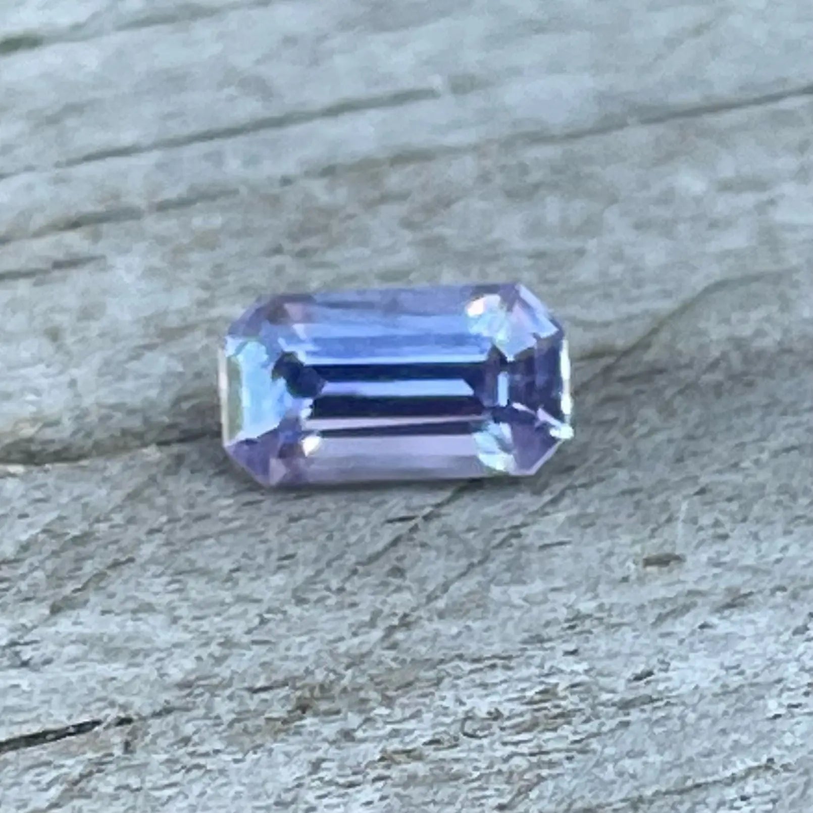 Natural Purple Sapphire gems-756e