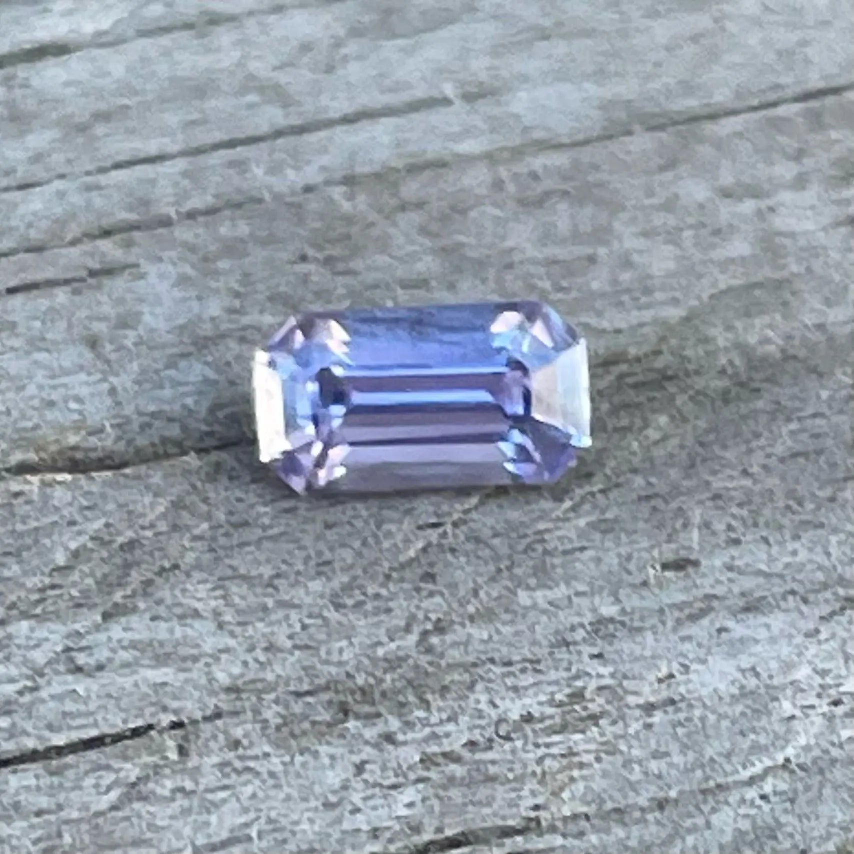 Natural Purple Sapphire gems-756e