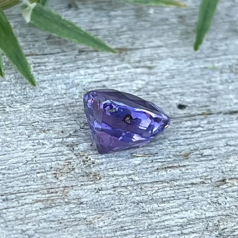 Natural Purple Sapphire gems-756e