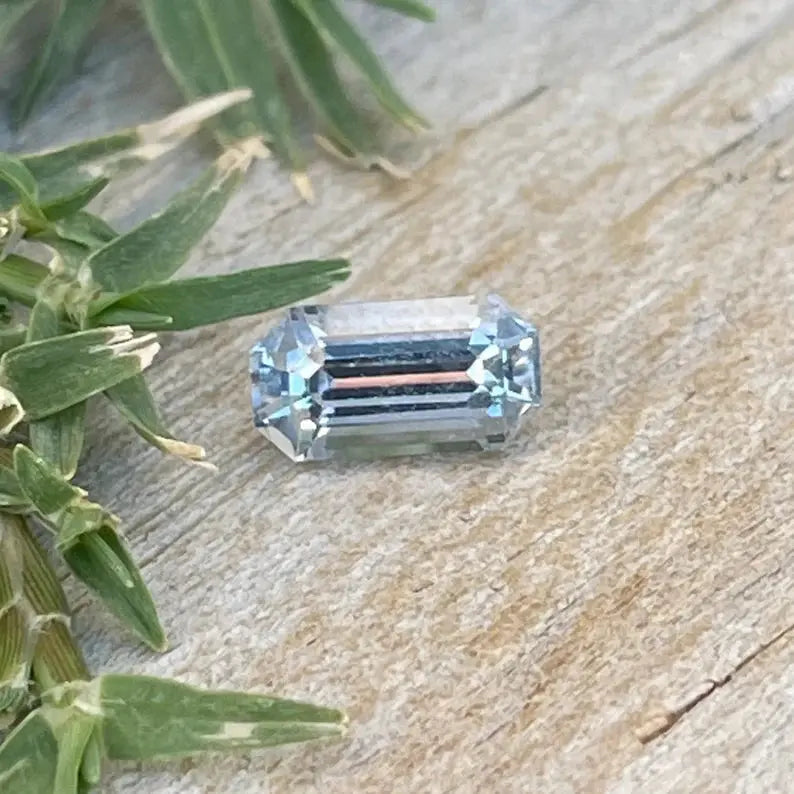 Natural Sapphire With Very Pale Blue Tint gems-756e