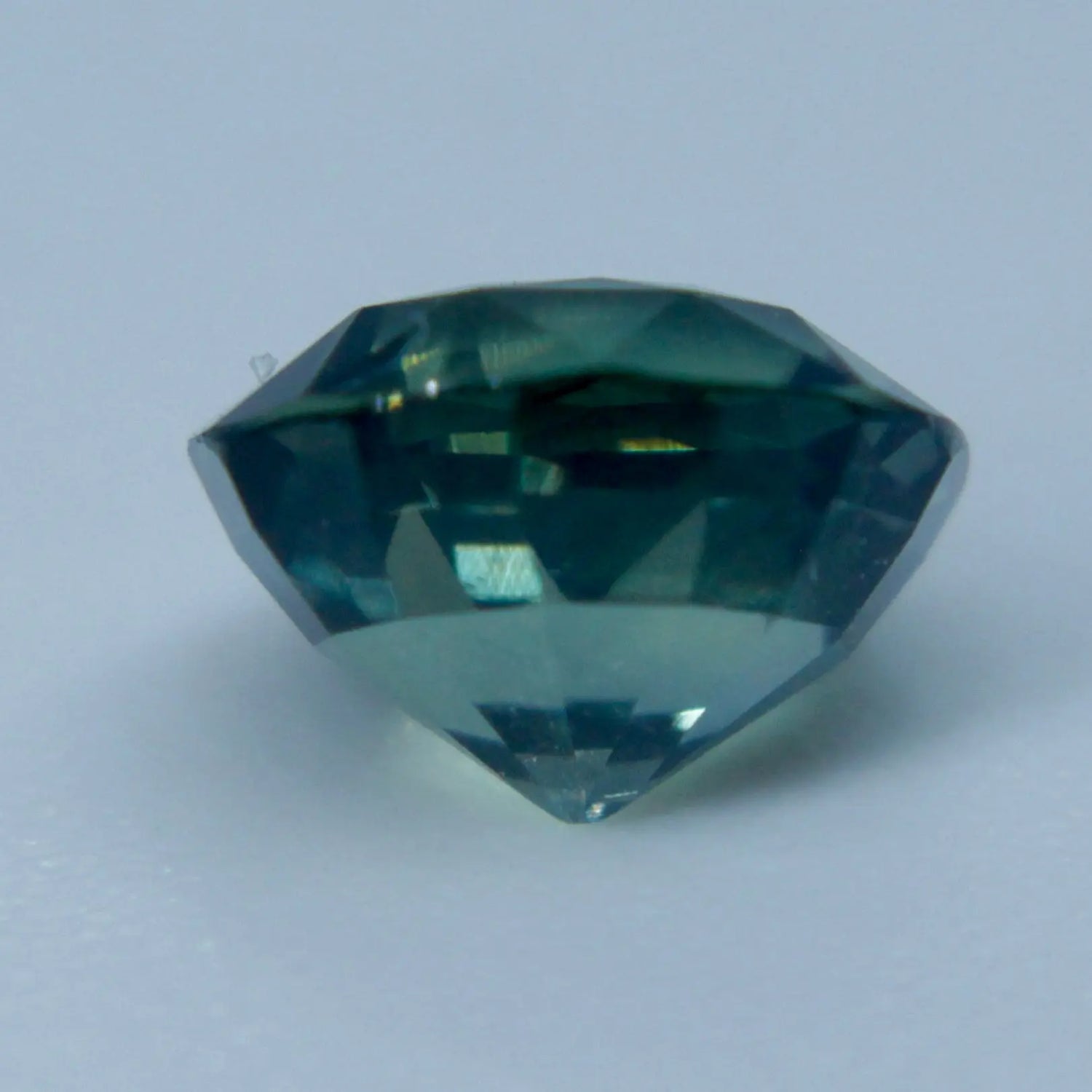 Natural Teal Green Sapphire gems-756e