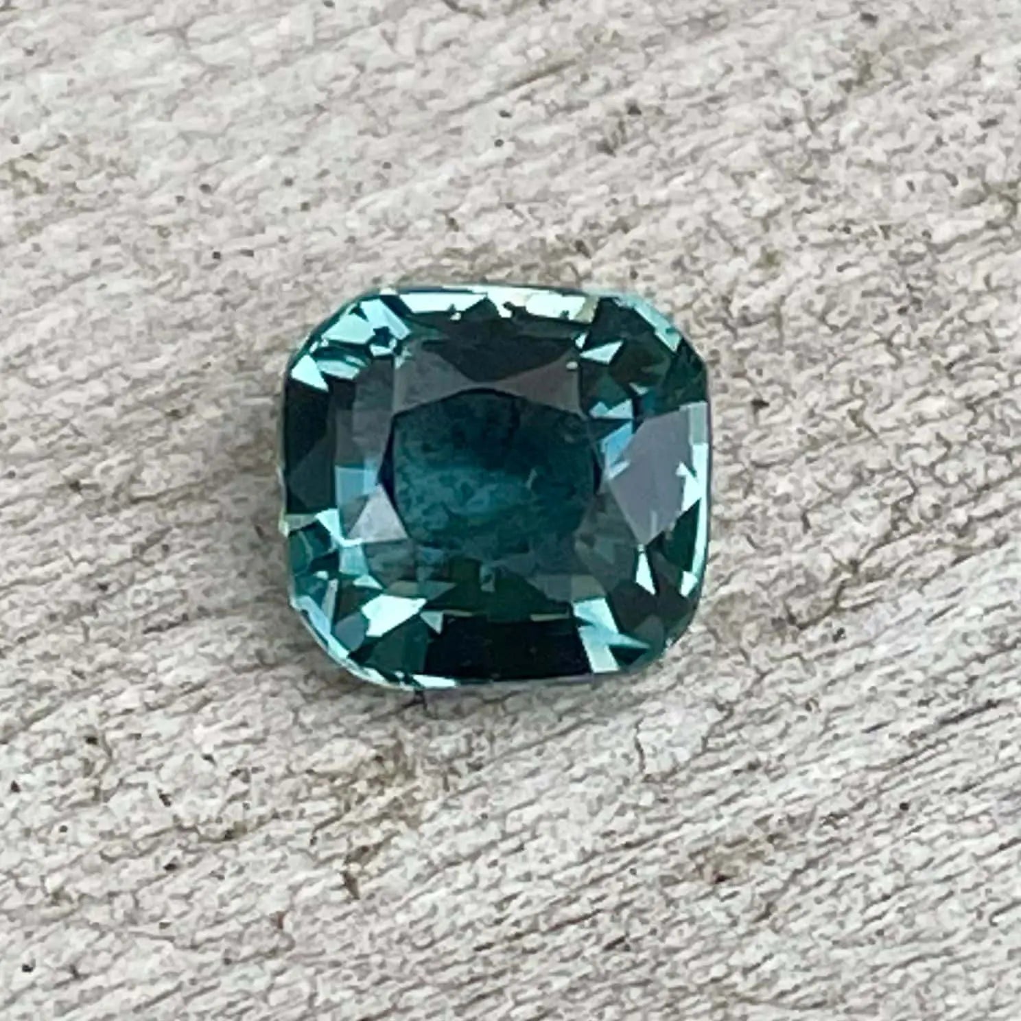 Natural Teal Sapphire Sapphirepal