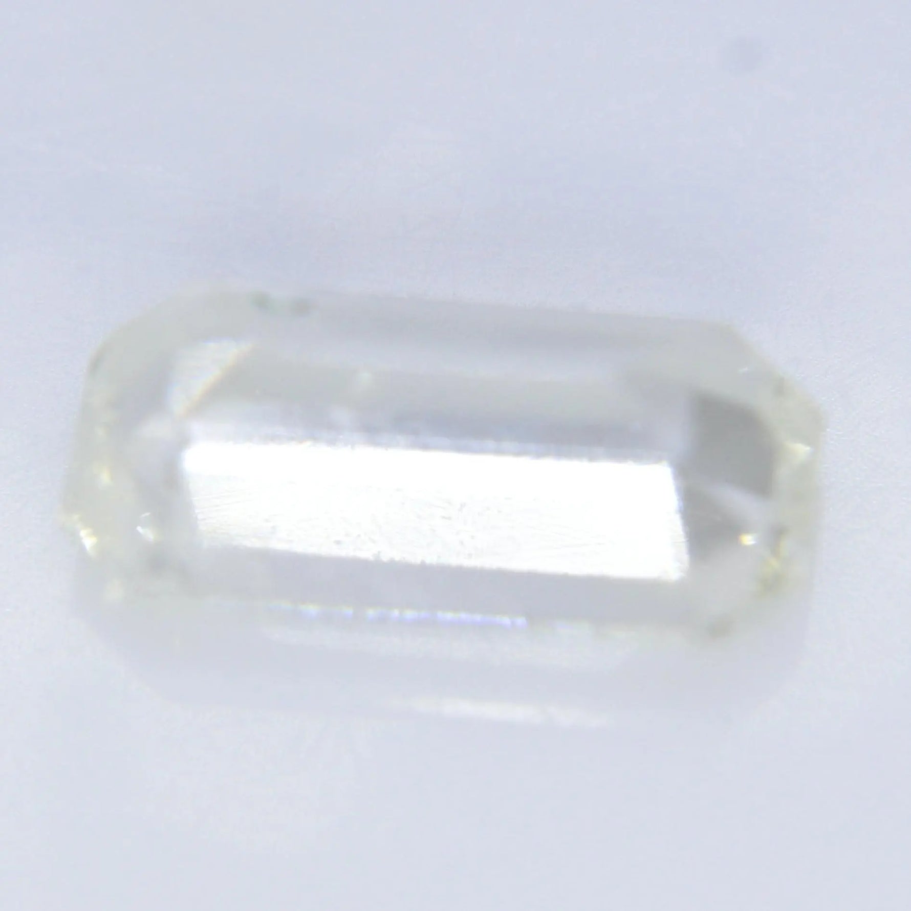 Natural White Sapphire gems-756e