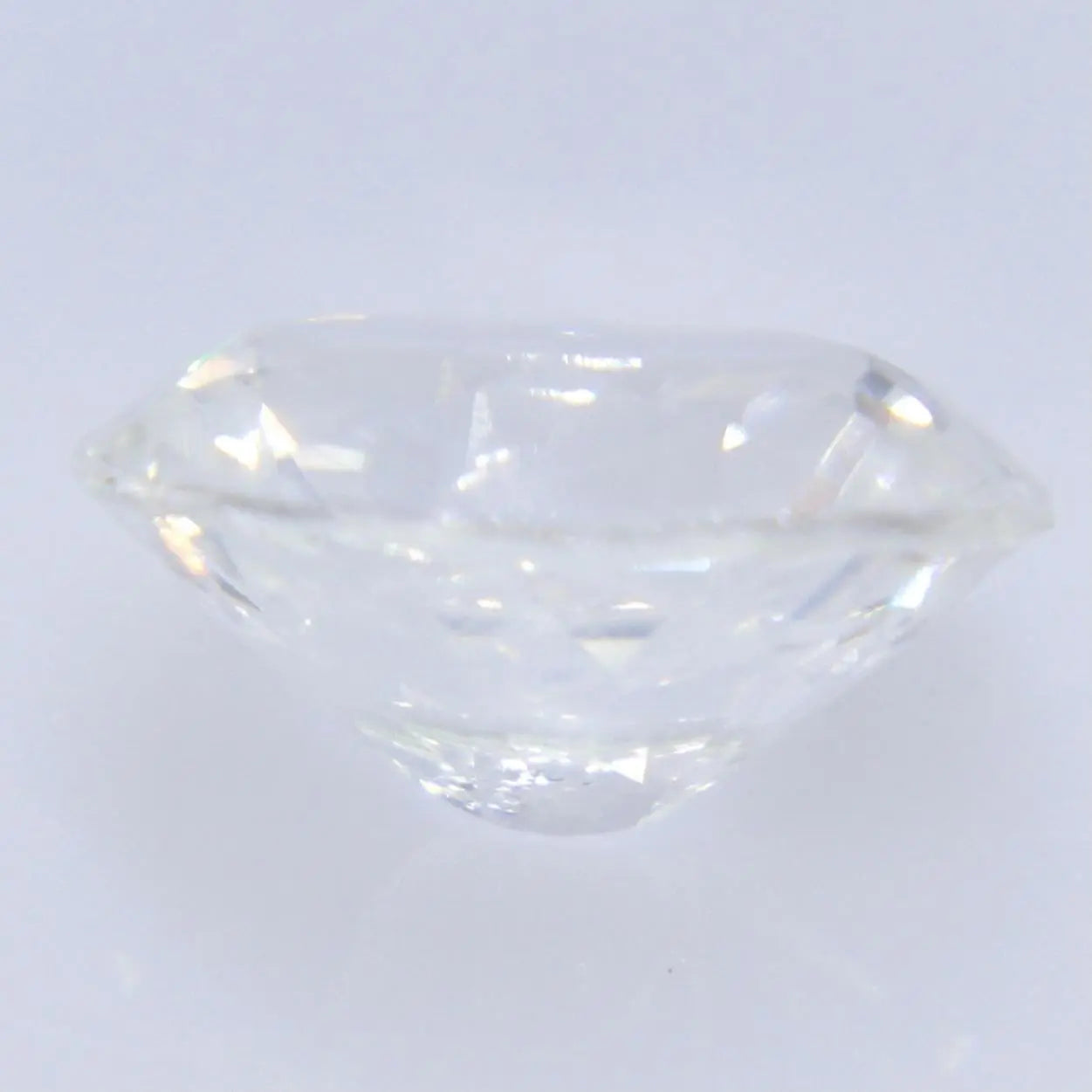 Natural White Sapphire gems-756e