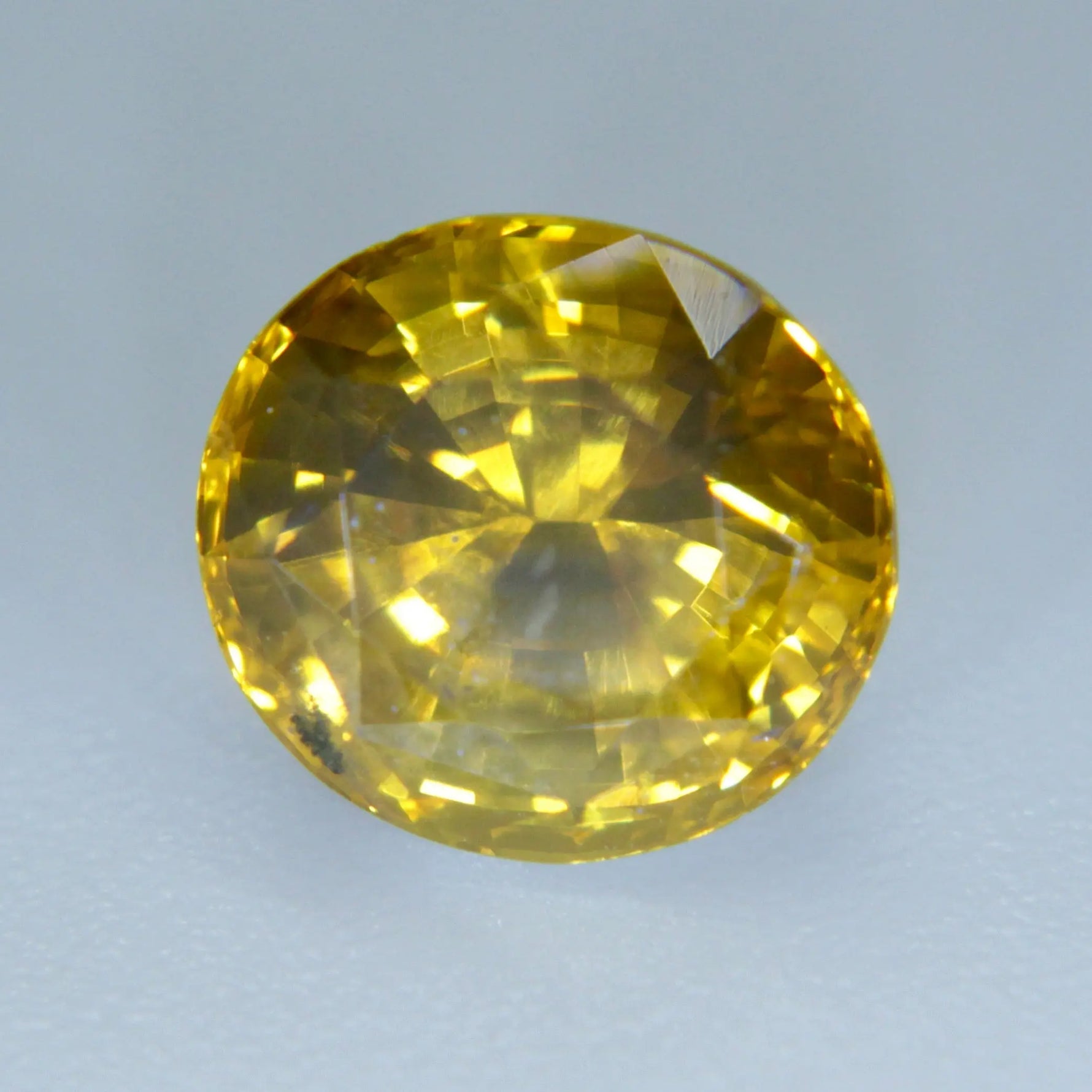 Natural Yellow Blue Sapphire gems-756e