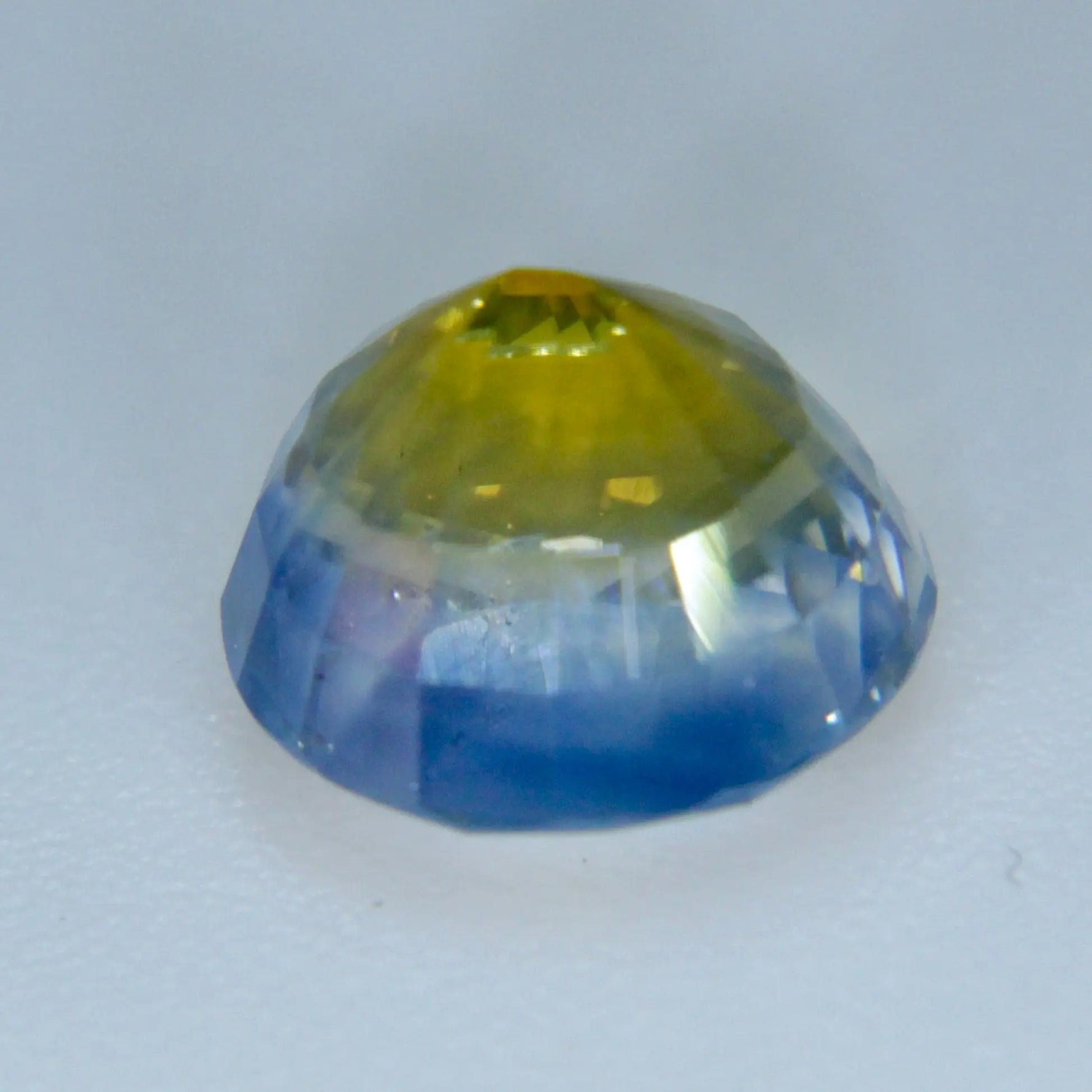 Natural Yellow Blue Sapphire gems-756e