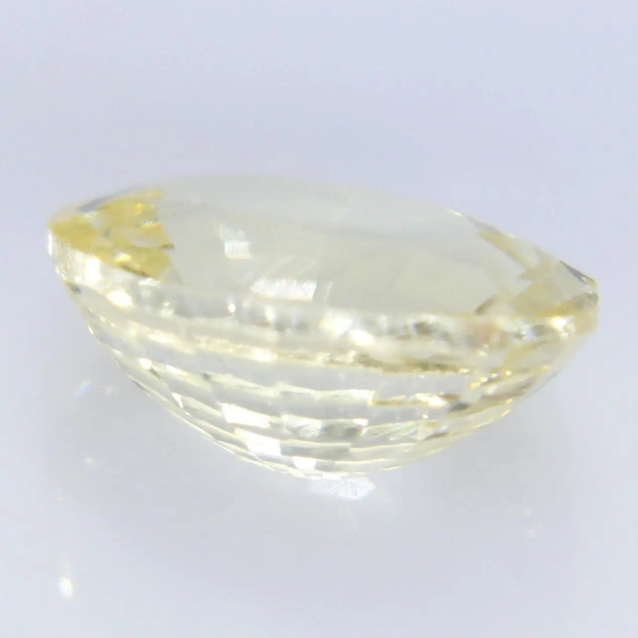 Natural Yellow Sapphire gems-756e