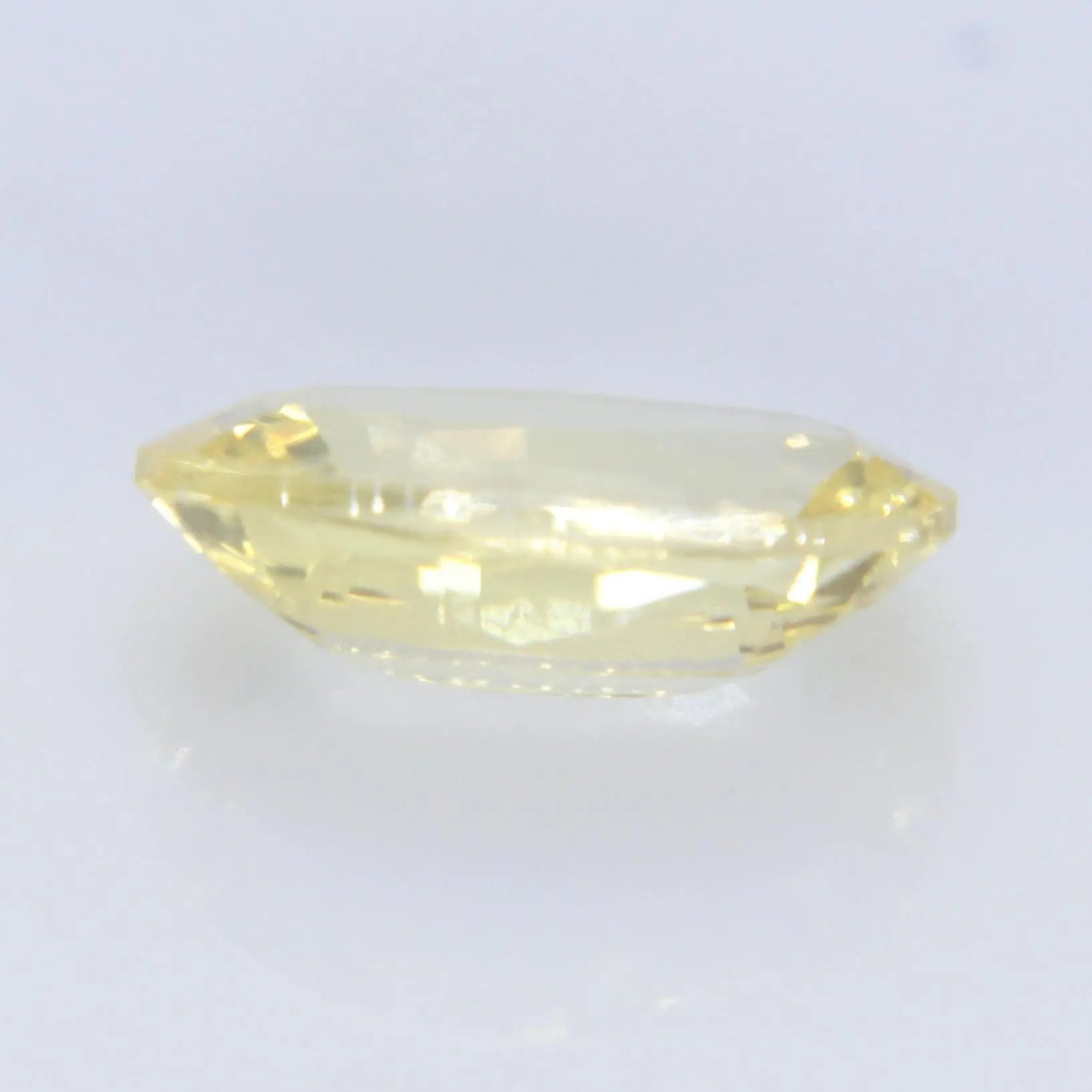 Natural Yellow Sapphire gems-756e