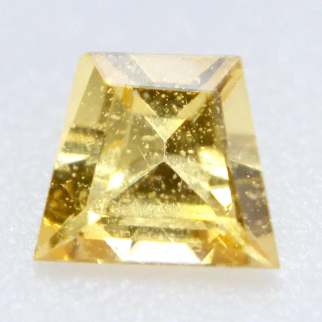 Natural Yellow Sapphire gems-756e